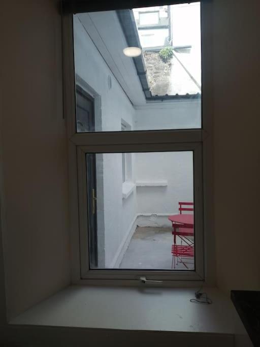 Cosy City Apartment Корк Екстериор снимка