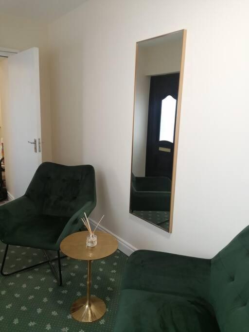 Cosy City Apartment Корк Екстериор снимка