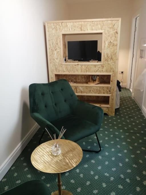 Cosy City Apartment Корк Екстериор снимка